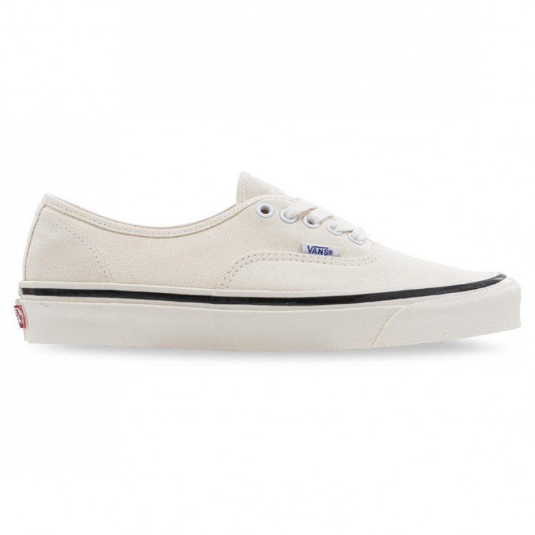 Classic White AUTHENTIC 44 DX Classic White | ShoeSales