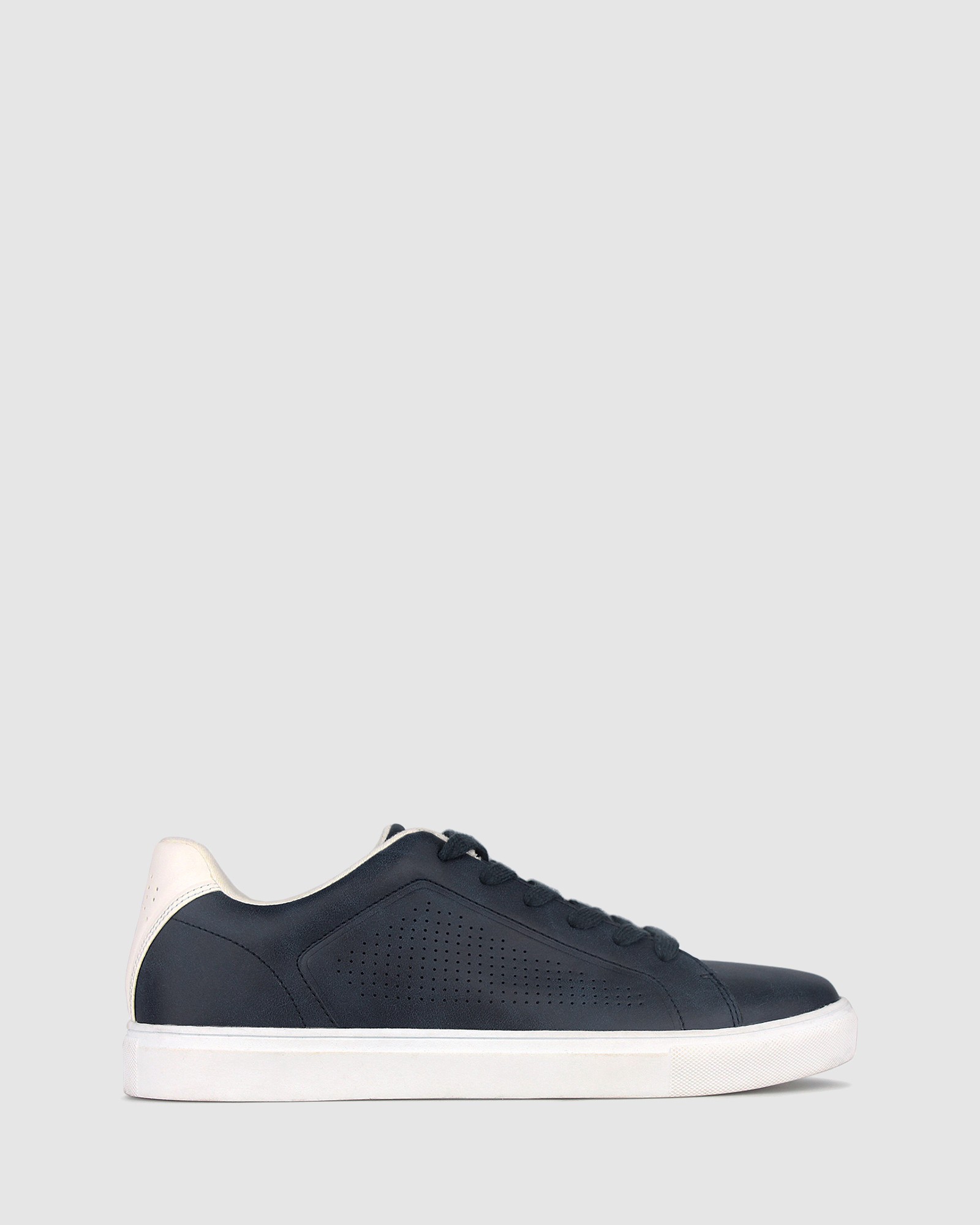 Charlie Lifestyle Sneakers Navy by Betts | ShoeSales