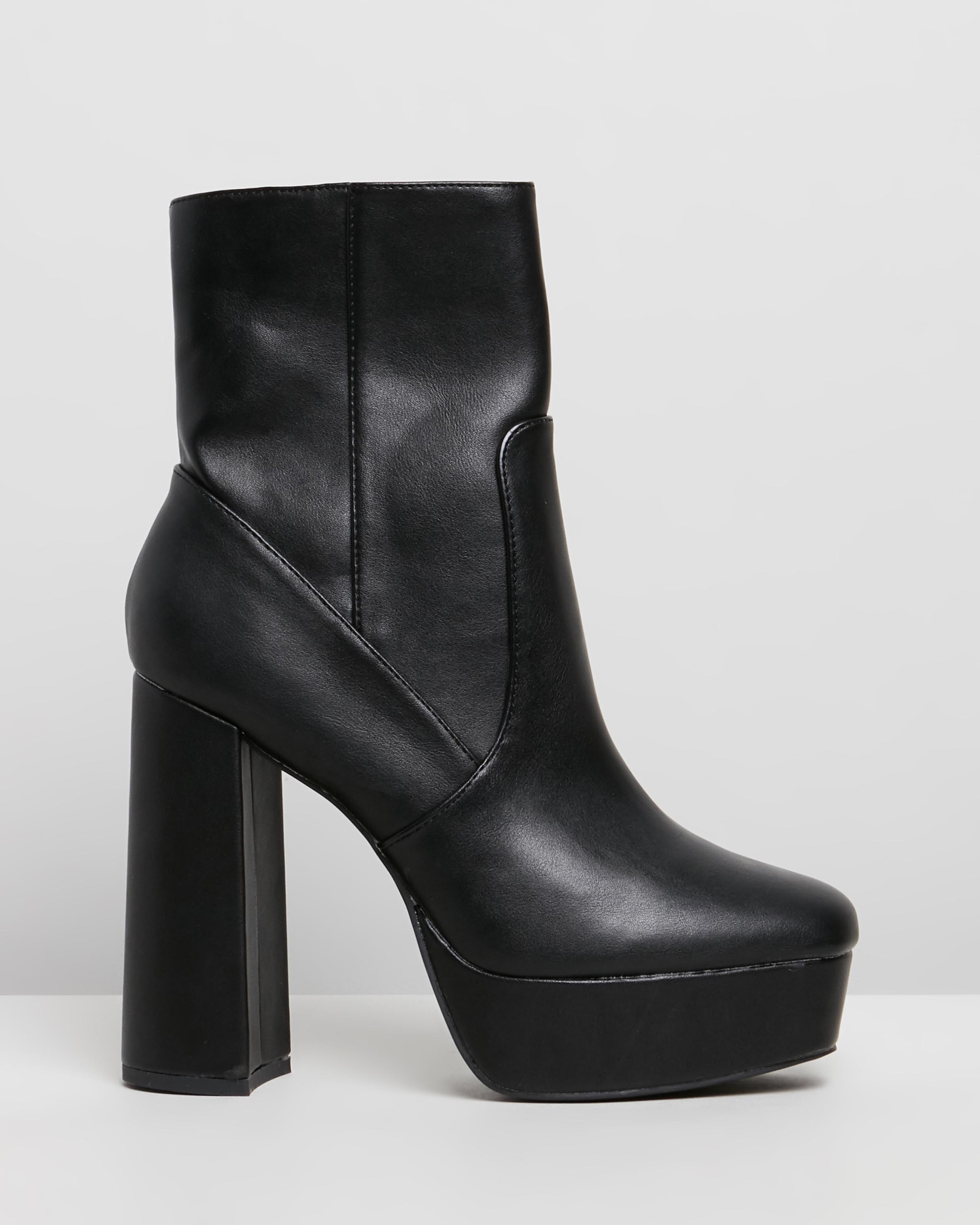 Petra Boots Black Smooth by Spurr | ShoeSales