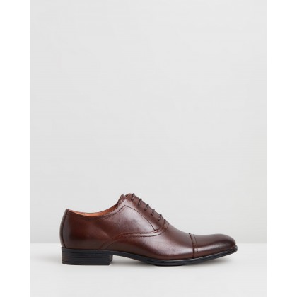 Accolade Oxford Performance Shoes Brown by Jeff Banks