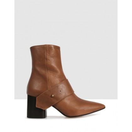 Albian Ankle Boots Brown by Beau Coops
