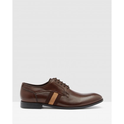 Eager Brown by Steve Madden