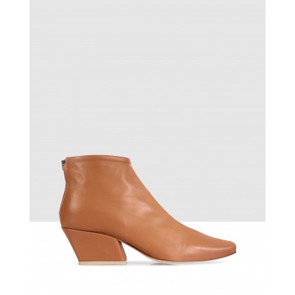 Jinx Ankle Boots Camel by Beau Coops
