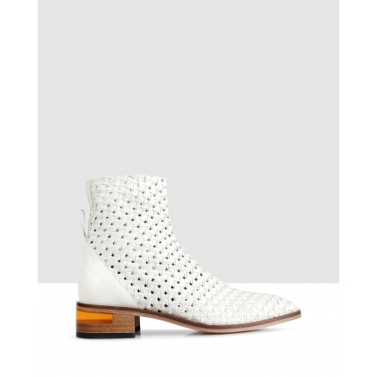 Lily Ankle Boots Off White/off white by Beau Coops