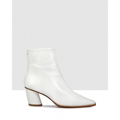 Patti Ankle Boots White by Beau Coops