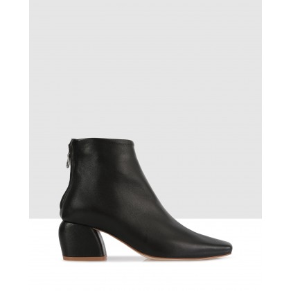 Pierre Ankle Boots Nero by Beau Coops