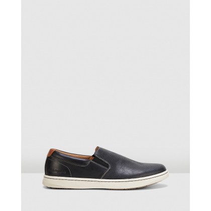 Tony Black Oiled Leather by Hush Puppies